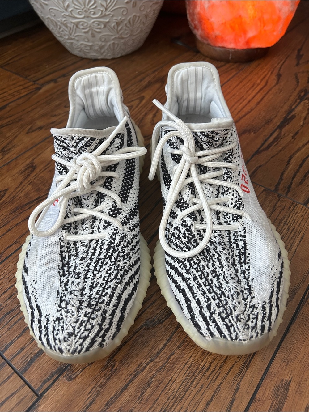 Yeezy Boost 350 V2 White / Black Zebra Knit Sneakers